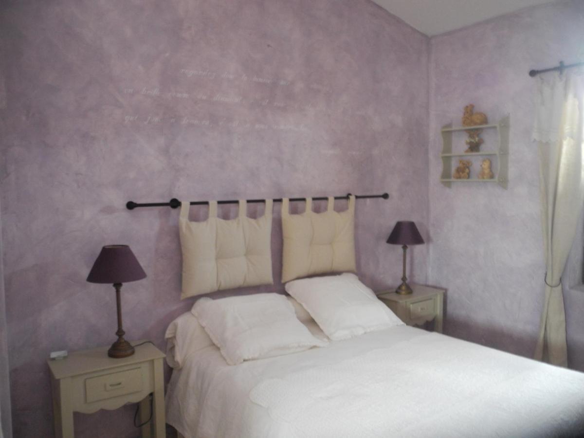 Oustau De Piera Bed & Breakfast Gordes Exterior photo