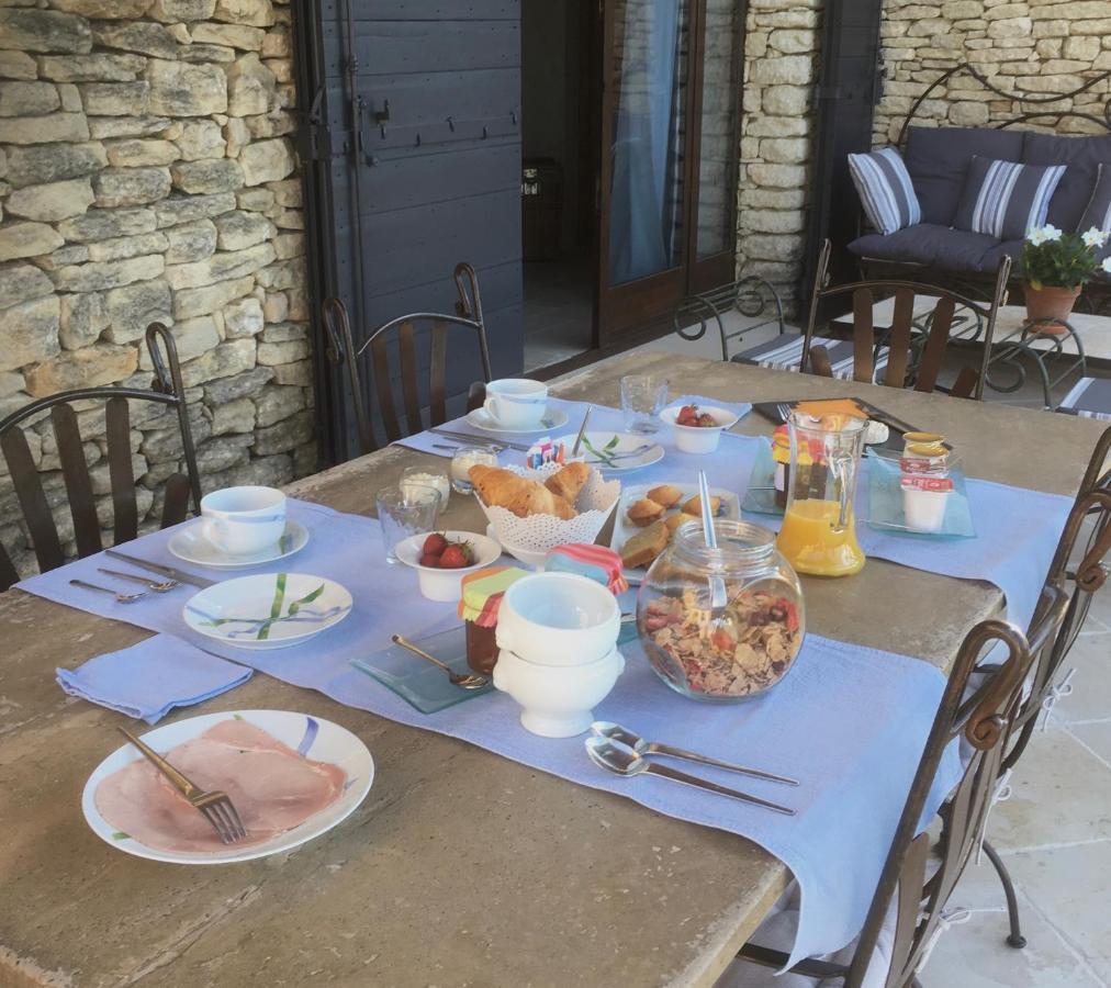 Oustau De Piera Bed & Breakfast Gordes Exterior photo